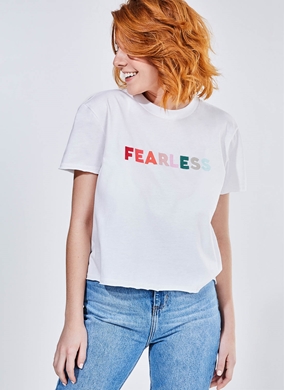 blusa cropped bordado