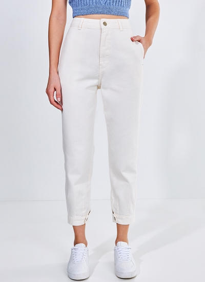 Mom Jeans Off-White em Sarja - youcom 