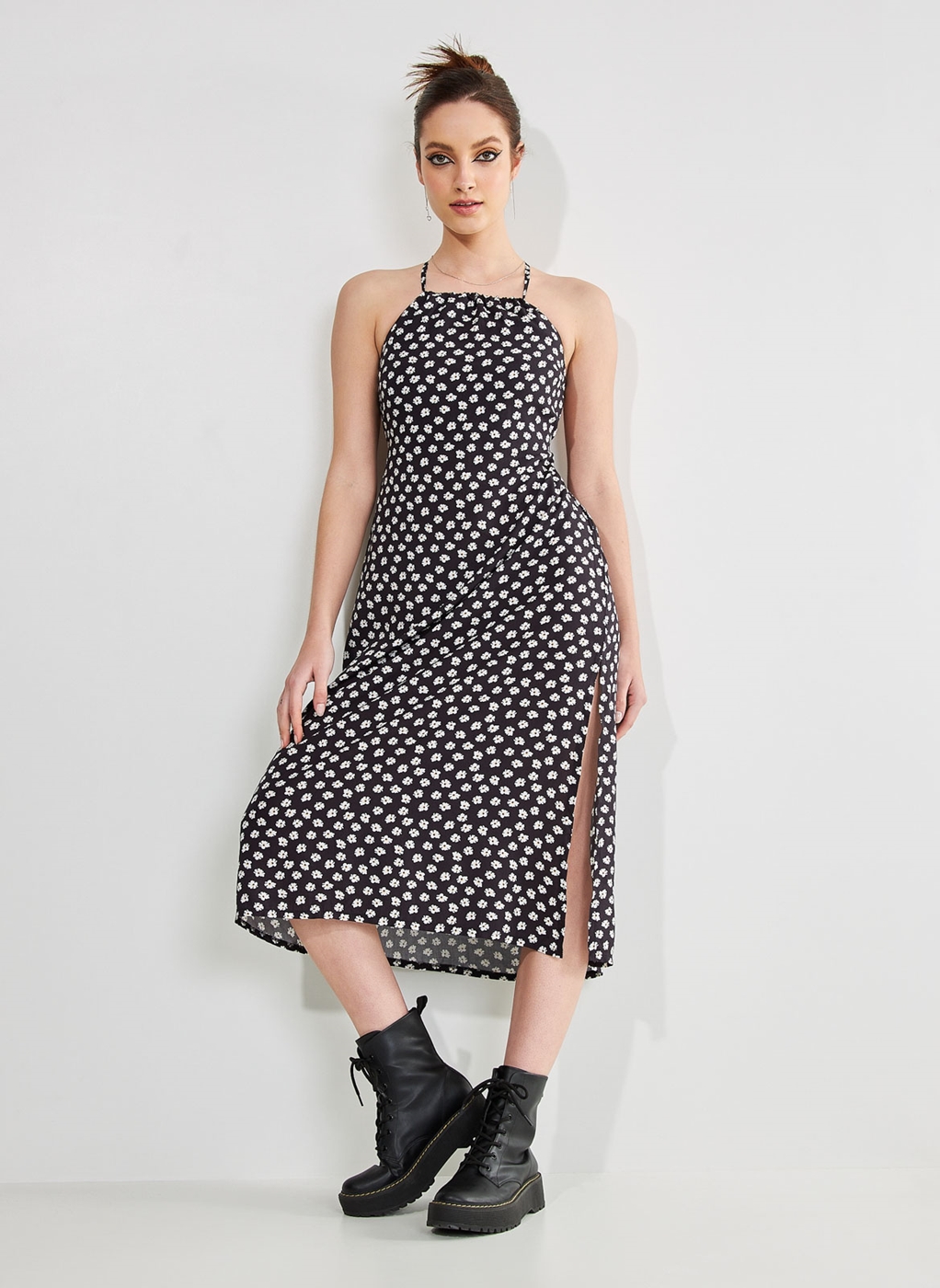 1102619 vestido cropped amarracao costas margarida abstrata 100447150 z3 637931185675847349