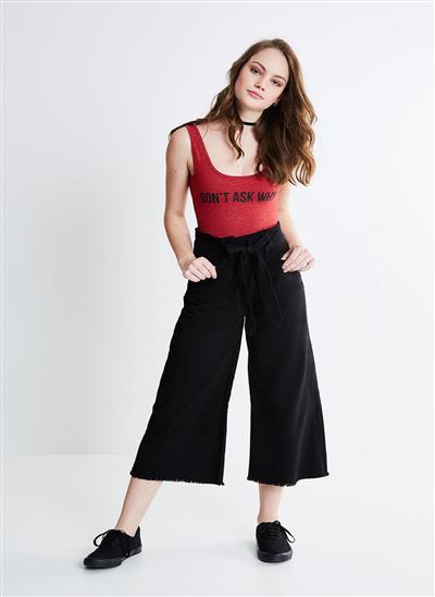 calça pantacourt clochard